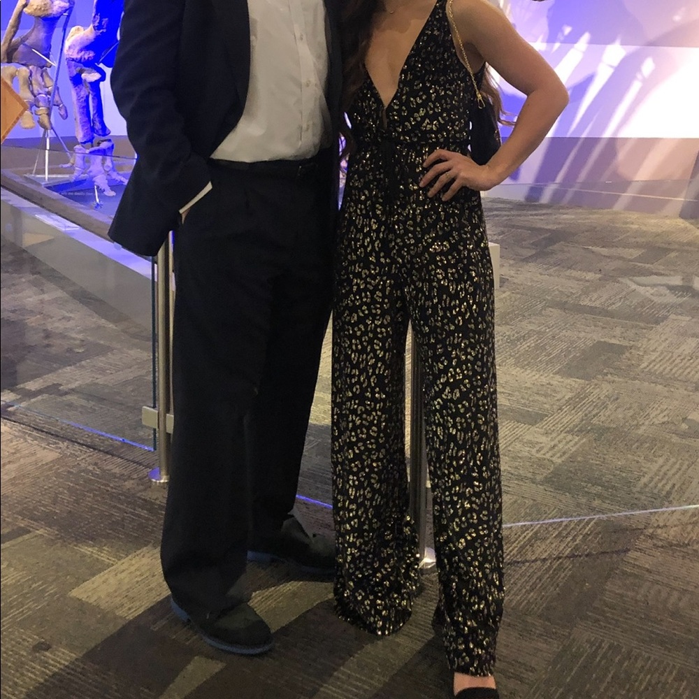 ✨Show Me Your MuMu Leona Jumpsuit ✨ - Picture 3 of 7
